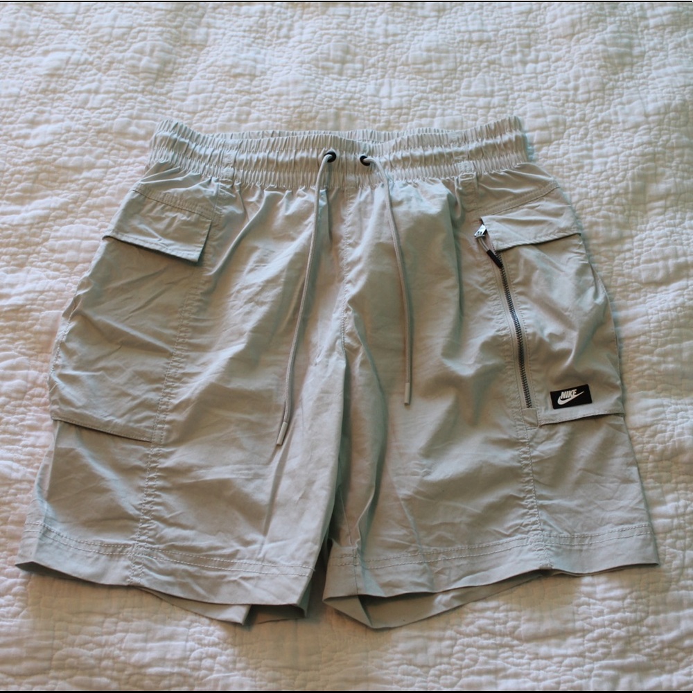 Nike Unisex Fitted Cargo Shorts